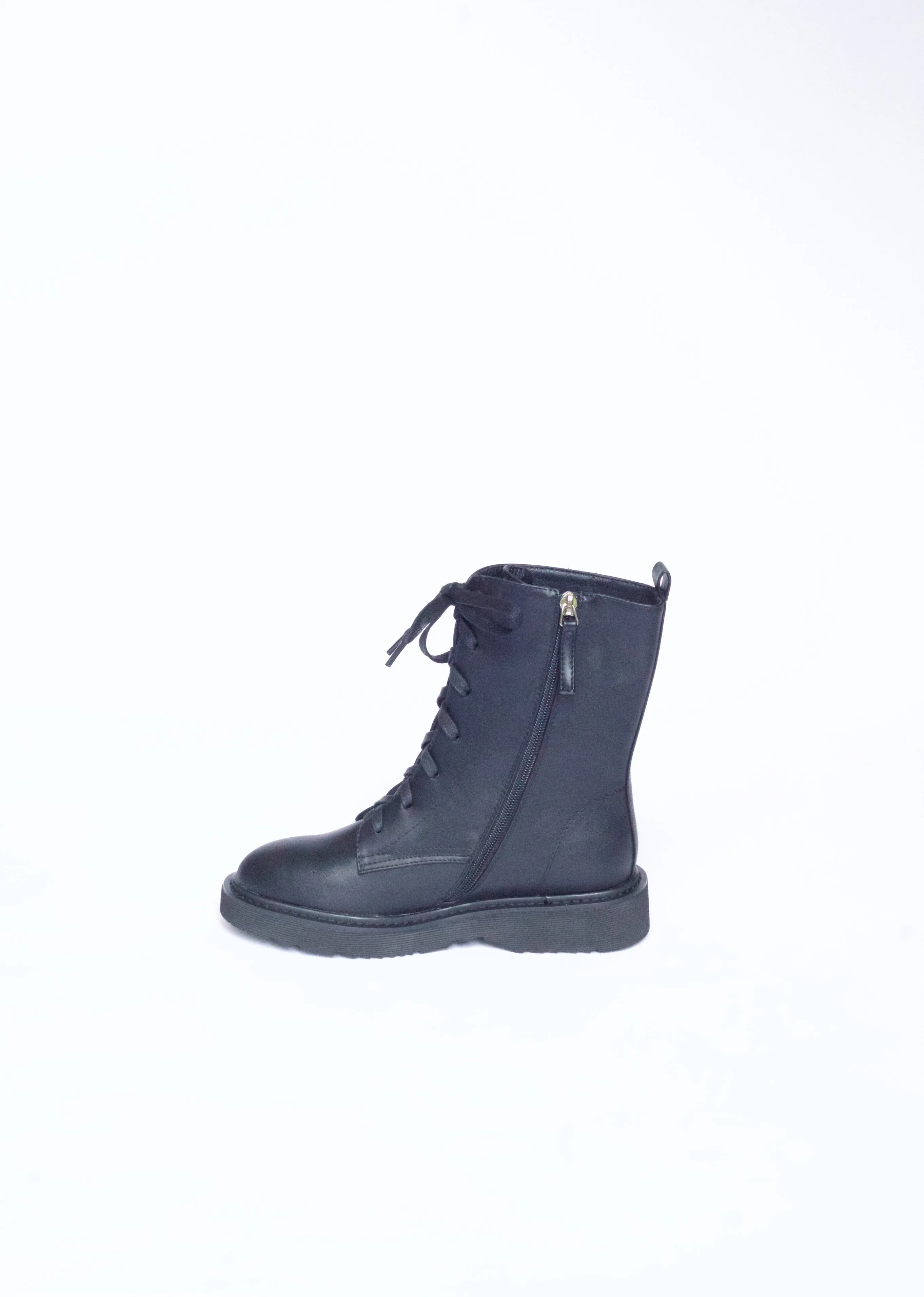 ARI Boots, Black