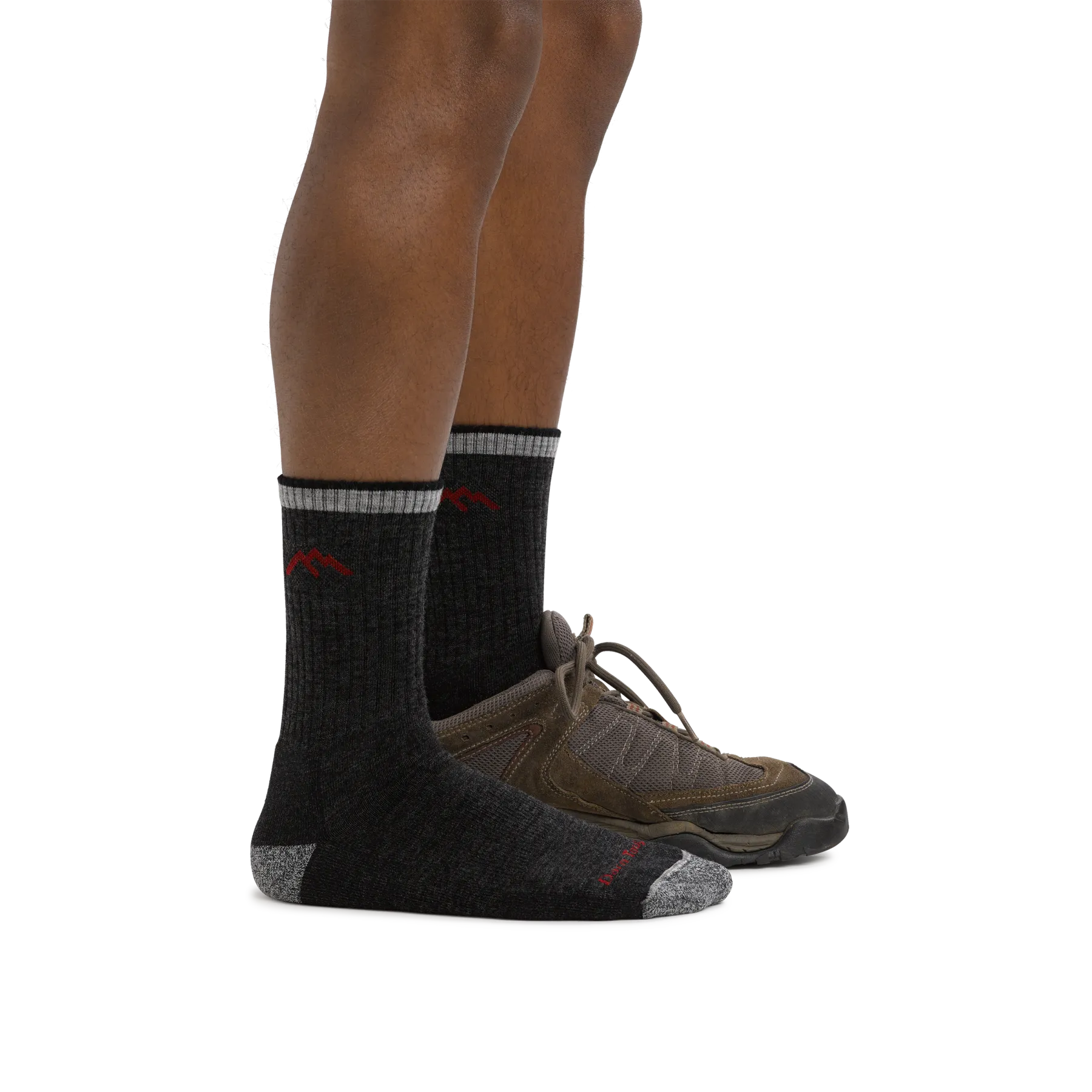 Darn Tough 1466 Micro Crew Cushion Black Sock