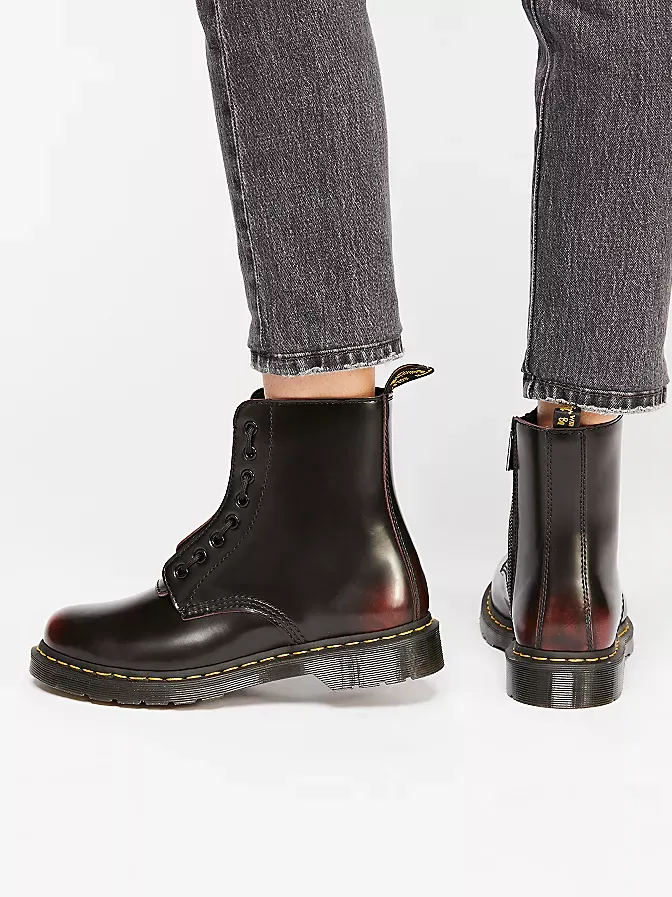 DR. MARTENS 1460 PASCAL FRONT-ZIP CHERRY ARCADIA