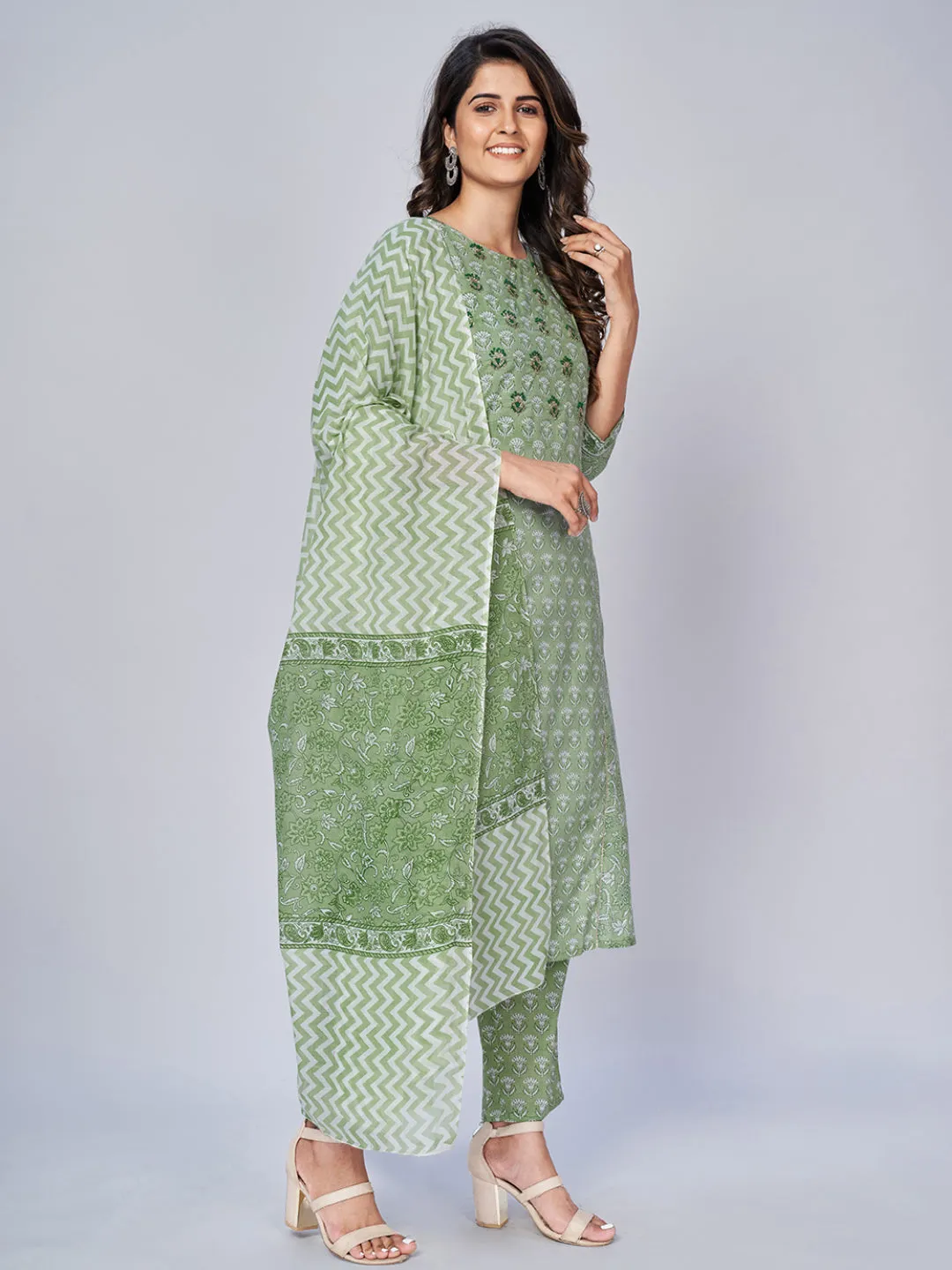 Women'S Floral Print & Sequience Work Straight Cotton Pista Kurta Pant With Dupatta