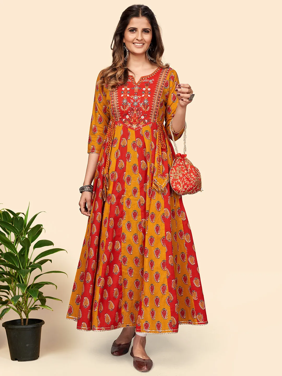 Women'S Print & Embroidered Anarkali Cotton Bland Yellow Stitched Kurta