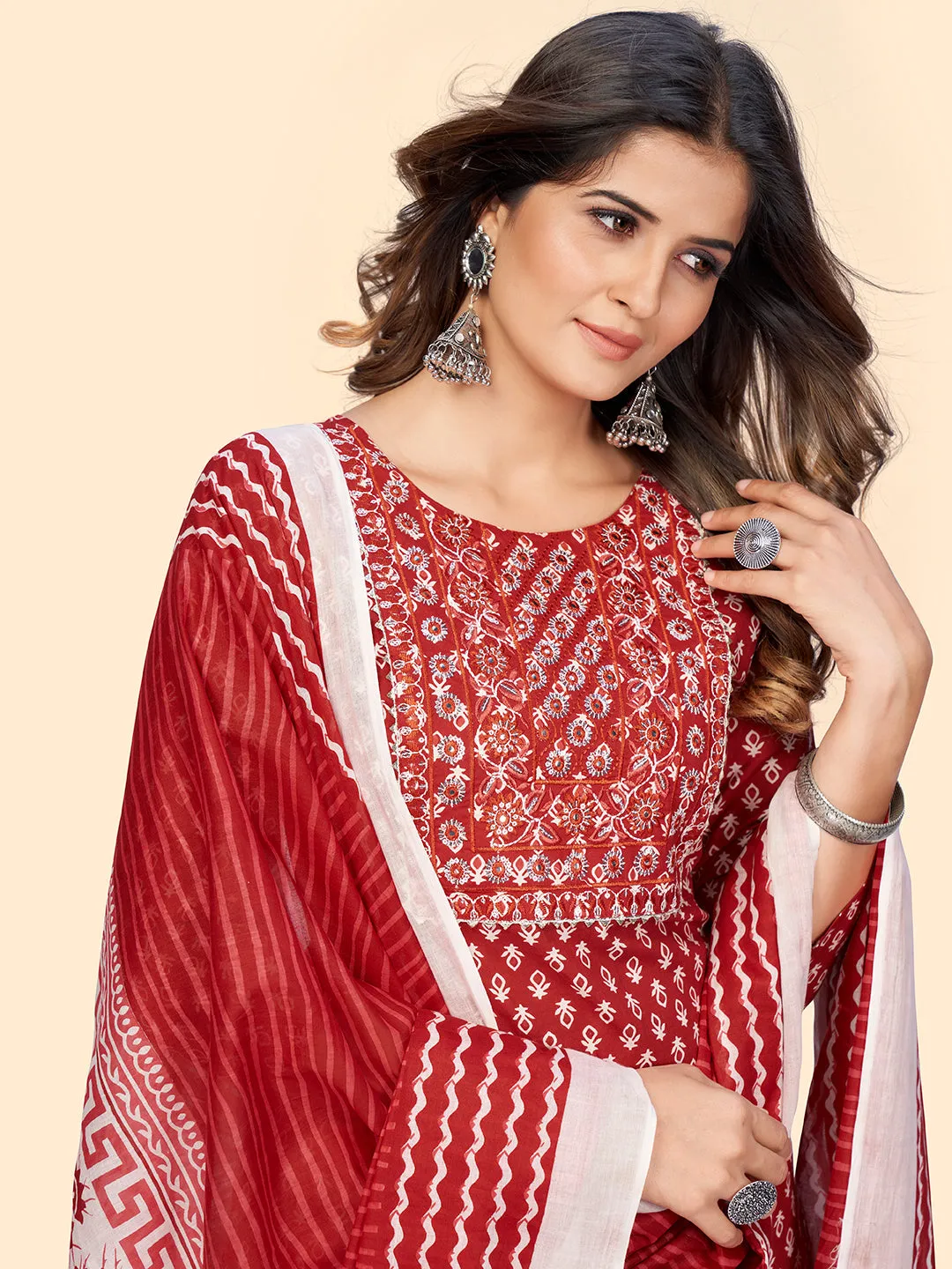 Women'S Print & Embroidered Straight Cotton Red Stitched Kurta Pant With Dupatta