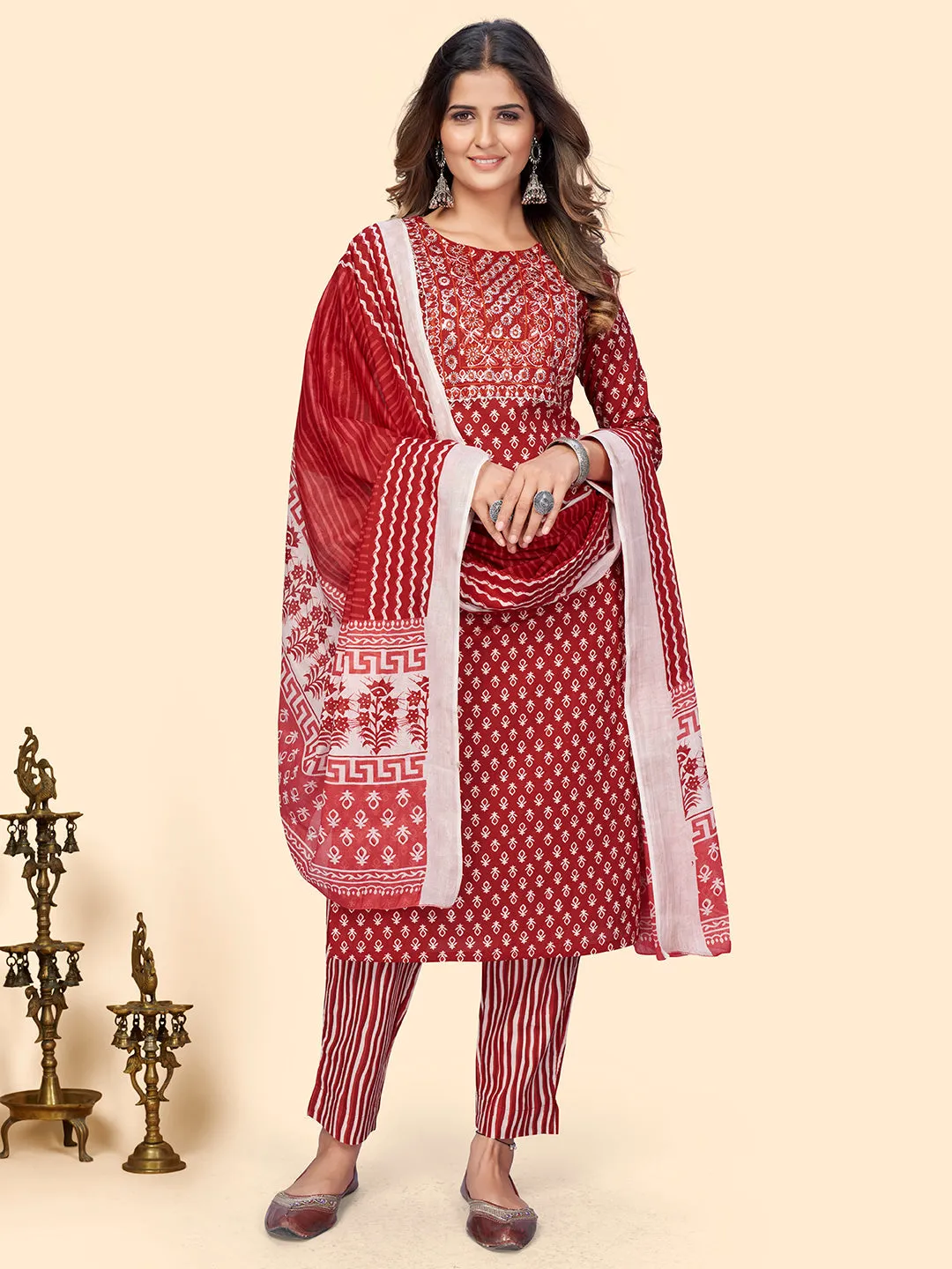 Women'S Print & Embroidered Straight Cotton Red Stitched Kurta Pant With Dupatta