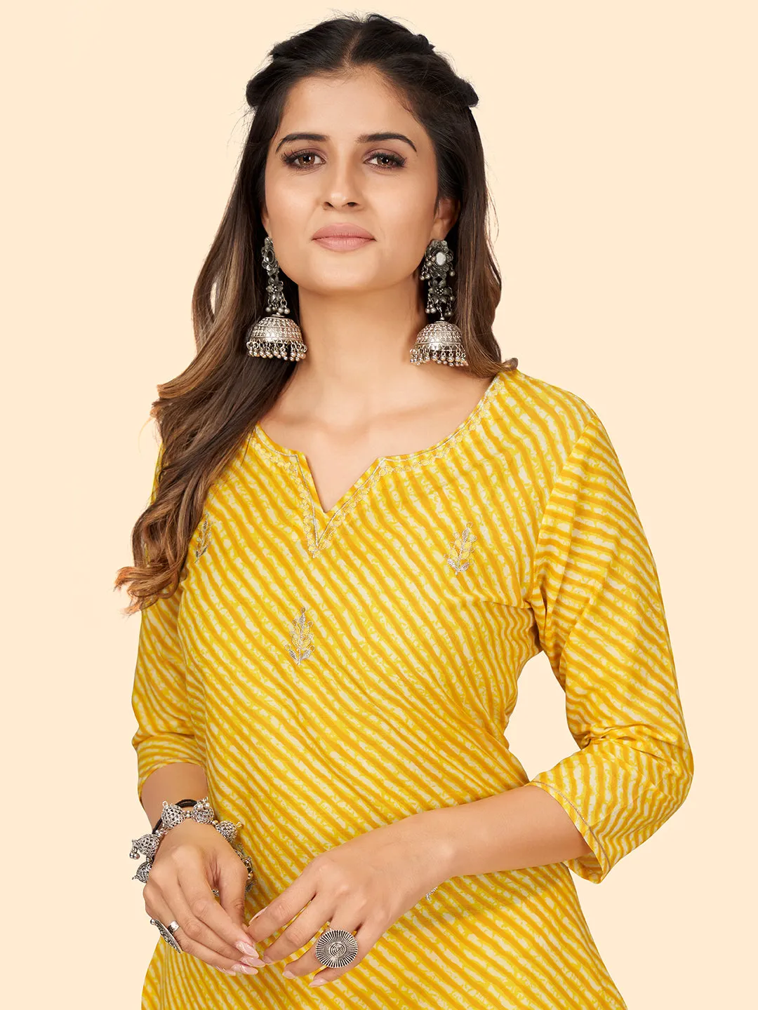 Women'S Print & Embroidered Straight Cotton Yellow Stitched Kurta