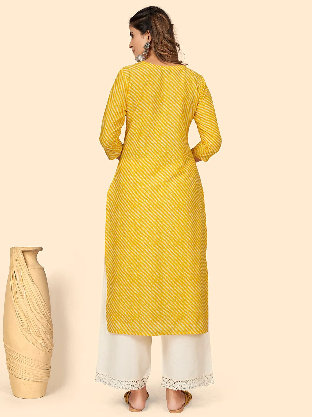 Women'S Print & Embroidered Straight Cotton Yellow Stitched Kurta