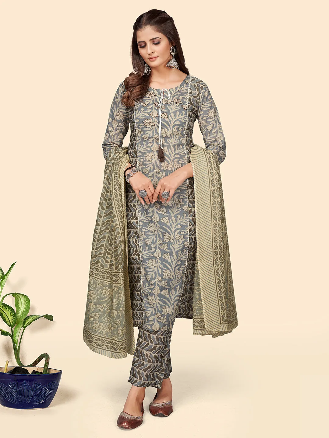 Women'S Print & Hand Work Straight Cotton Grey Stitched Kurta Pant With Dupatta