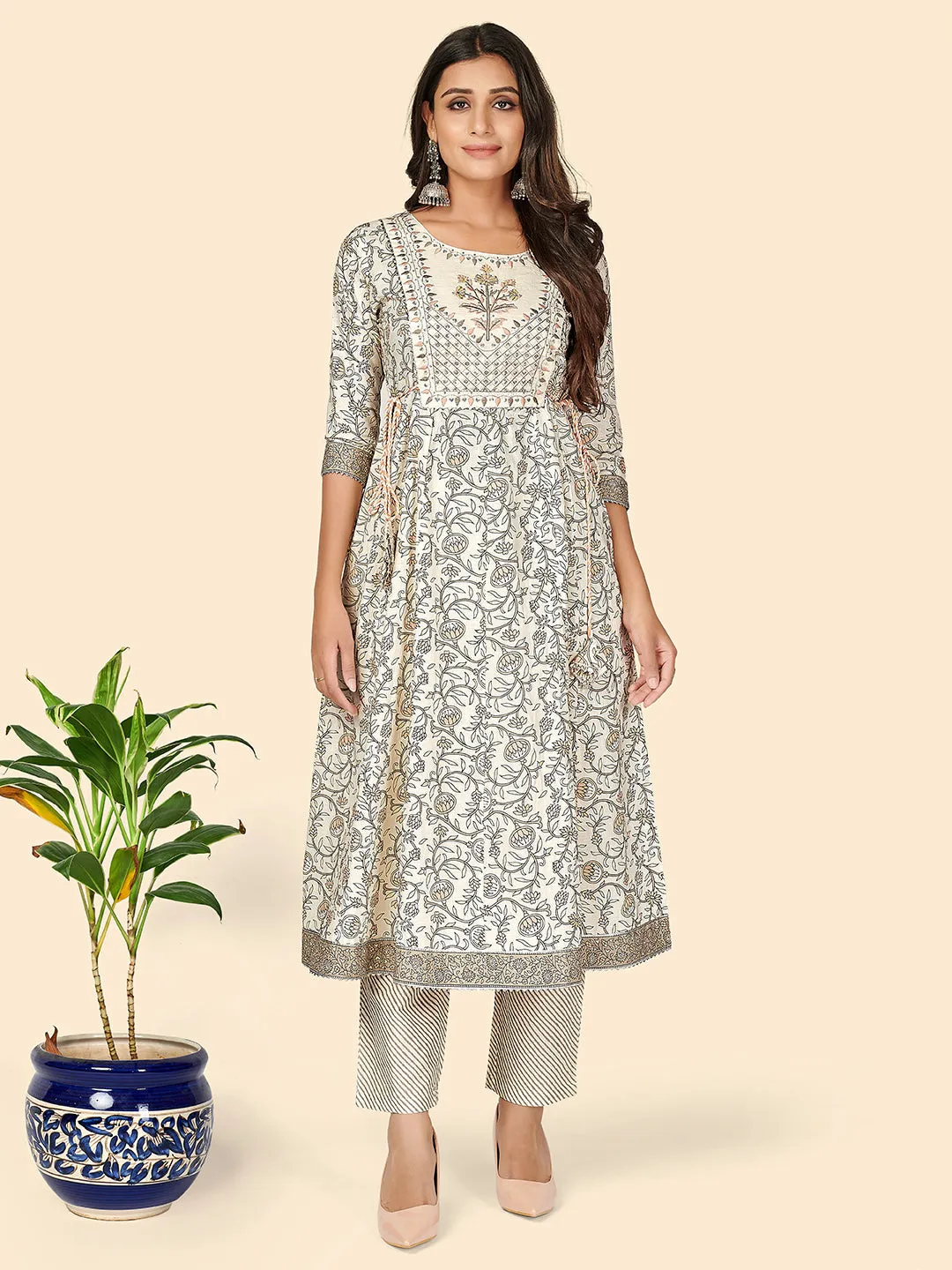 Women'S Print & Sequience Straight Cotton Beige Stitched Kurta Pant With Dupatta