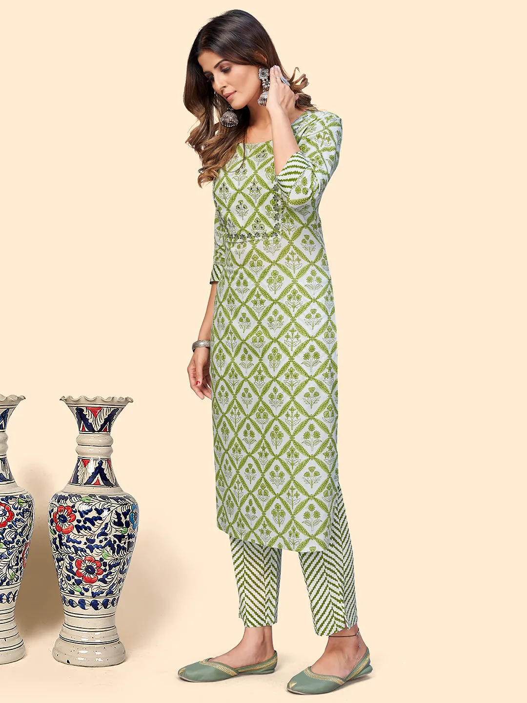 Women'S Printed & Embroidered Straight Cotton Green Stitched Kurta