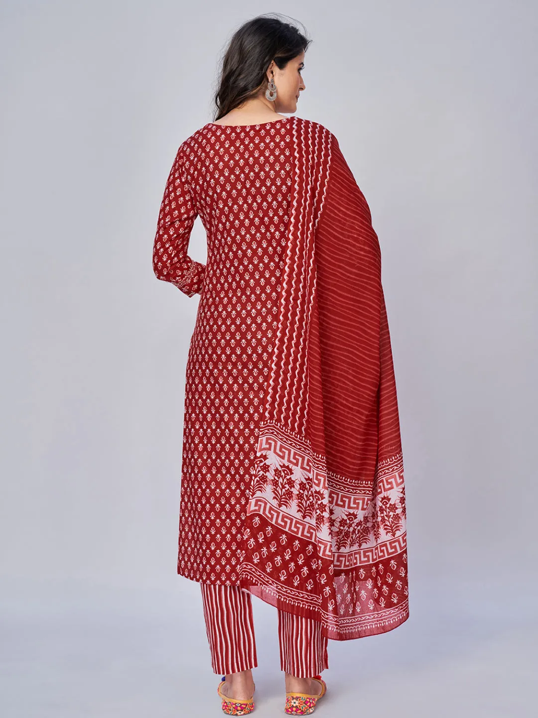 Women'S Printed & Embroidered Straight Cotton Red Kurta Pant With Dupatta