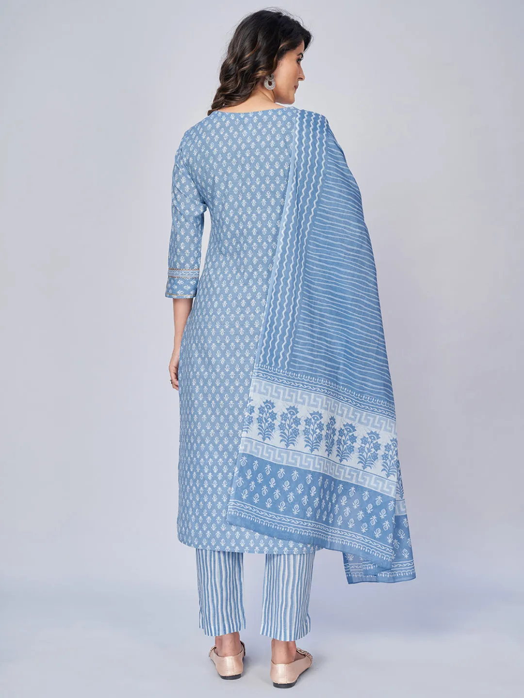 Women'S Printed & Embroidered Straight Cotton Sky Blue Kurta Pant With Dupatta (3Pcs Set)